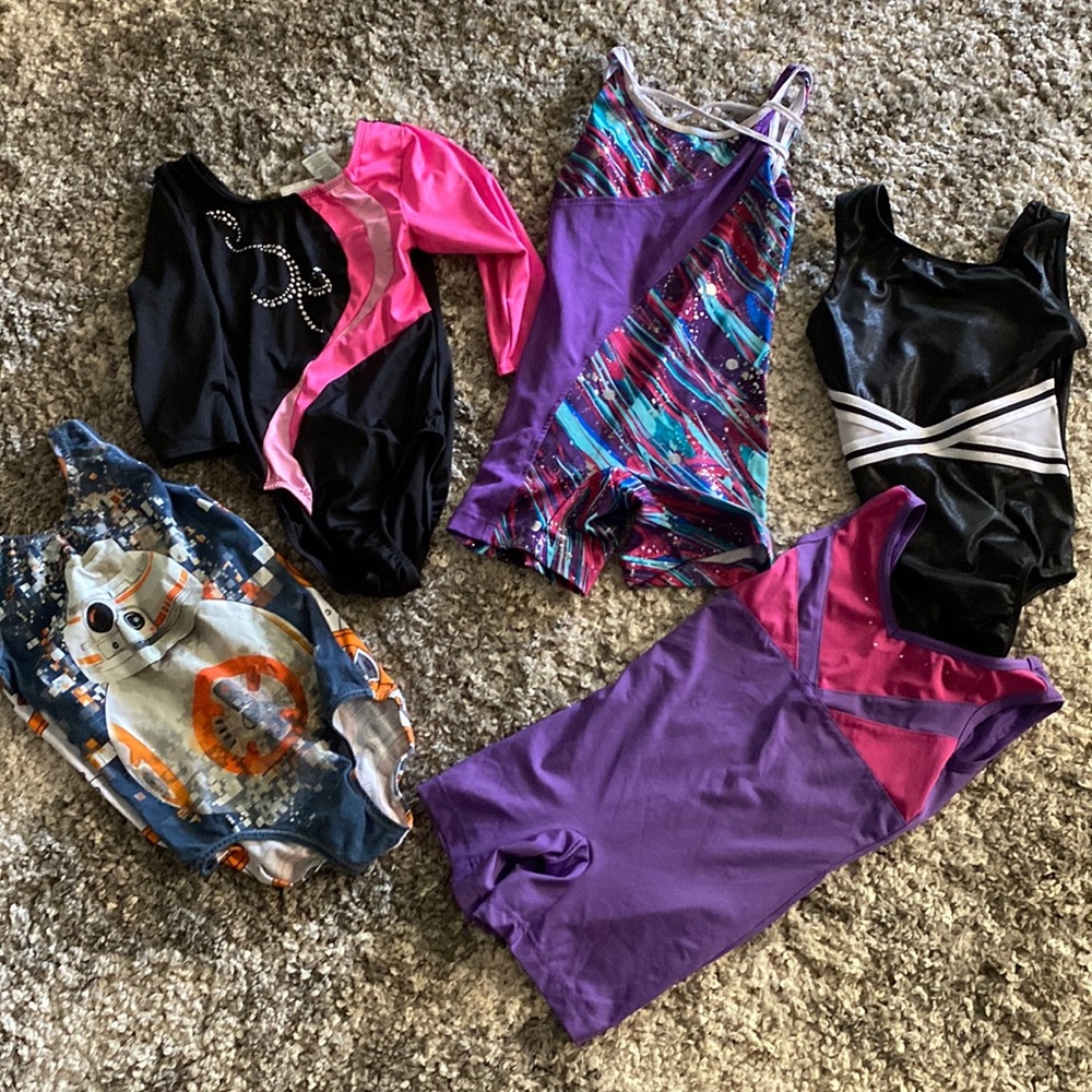 Lot of gymnastic leos
